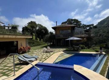Casa de 5 quartos, Petrópolis · Casa sobrado no Condomínio Parque Santa Júlia em Itaipava em Petrópolis-RJ