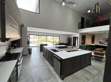 f6a9a4c0f8b9b6e4fc4f483b52e52f85ea861ec9 · Casa com 4 dormitórios à venda, 479 m² por R$ 5.900.000,00 - Santo Inácio - Curitiba/PR