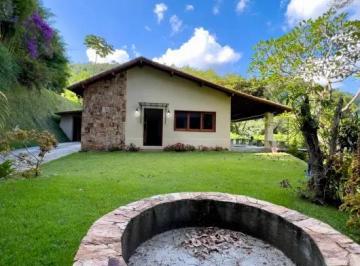Casa de 3 quartos, Petrópolis · Casa térrea alto padrão  à venda em Côrreas em Petrópolis - RJ