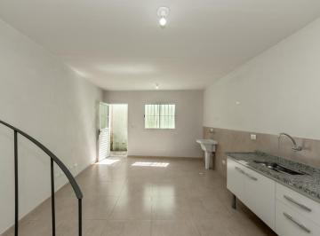 Casa · 36m² · 1 Quarto · 1 Vaga · Casa no condomínio Condomínio Beatriz para venda com 1 quarto, sendo 1 suíte, 36m²