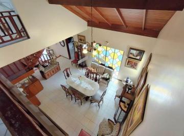 Casa · 249m² · 4 Quartos · 2 Vagas · Uma Casa Para Viver e Sentir — Onde o Tempo Respeita Você - CA191