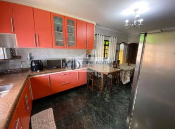 Casa · 240m² · 3 Quartos · 3 Vagas · Sobrado com 3 dormitorios 1 suite 3 vagas, Piscina na Cidade Patriarca.