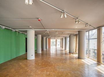 Comercial · 307m² · 4 Quartos · 3 Vagas · Sala comercial na Rua José Bonifácio, N. 24 - 3º andar • 307 m²