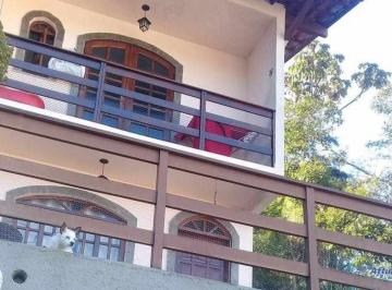 Foto 01 · Casa em Condomínio à Venda em Teresópolis-RJ no Bairro Vale do Paraíso: 2 Quartos, 1 Sala, 1 Banheir