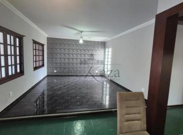 Casa · 300m² · 4 Quartos · 4 Vagas · Casa com edícula  Jardim Terras de São João 4 Dormitórios 229m².