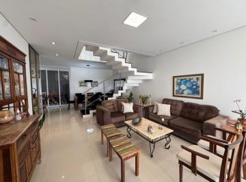 Foto 01 · Casa em condomínio à venda em Piracicaba-SP, no bairro Taquaral. Com 3 quartos, 3 suítes, 4 banheiro