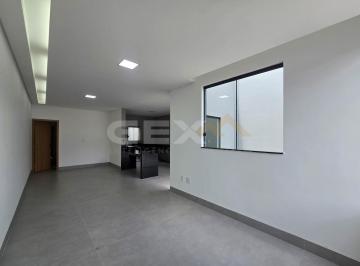 Casa · 90m² · 2 Quartos · 2 Vagas · Casa à Venda no Bairro Das Oliveiras em Divinópolis MG.