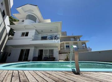 img_7101-17643372570833.jpeg · Casa com piscina e espaço gourmet na Pedra Branca, Palhoça