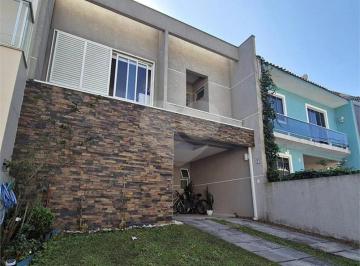 Casa de 5 quartos, Curitiba · Sobrado à venda em CIC, Curitiba
