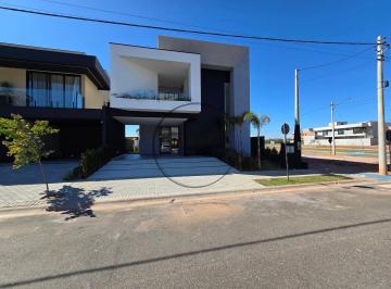 Casa · 370m² · 3 Quartos · 2 Vagas · Casa de Alto Padrão no Vista da Serra com Elevador e Área Gourmet