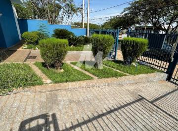Garagem/estacionamento · Casa (térrea na rua) 3 dormitórios/suite, cozinha planejada