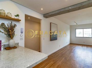 Apartamento · 91m² · 3 Quartos · 1 Vaga · Apartamento Reformado à Venda com 91m², 3 dormitórios e 1 vaga  em Pinheiros