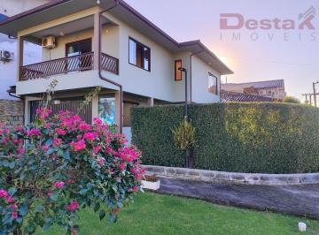 Casa · 252m² · 2 Quartos · 2 Vagas · Casa no Centro - Antônio Carlos