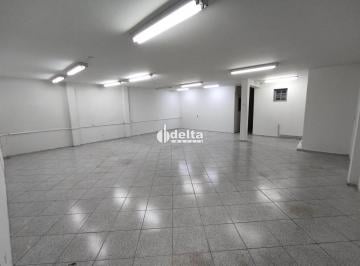 Comercial · 200m² · Sala disponível para locação no bairro Centro em Uberlândia-MG