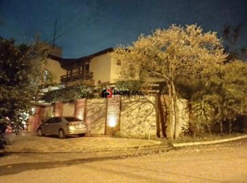 Casa · 300m² · 4 Quartos · 6 Vagas · Vista para o por do sol !!!