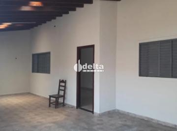 Casa · 250m² · 4 Quartos · 2 Vagas · Casa residencial com 4 quartos disponível para venda no bairro Mansour em Uberlândia-MG