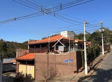eb42ba28e36affb9f298c04a701233f307f69eb2 · Casa à venda no bairro da Freguesia da escada em Guararema por R$1.650.000,00