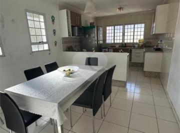 Casa · 273m² · 3 Quartos · Sobrado com 3 quartos à venda em Vila cruz das almas - SP