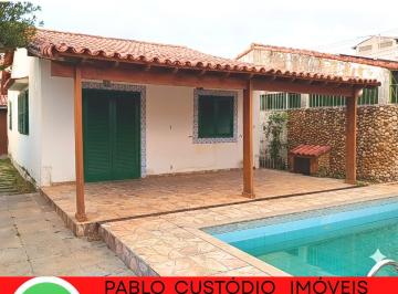 Casa de 3 quartos, Araruama · Casa a 200 metros da orla com piscina e área gourmet RGI Carta de Crédito