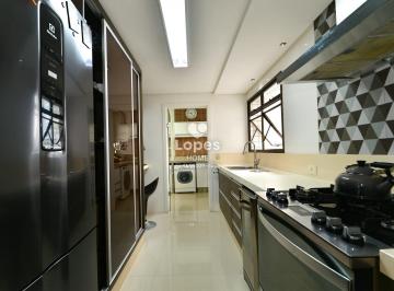 Apartamento de 4 quartos, Curitiba · Apartamento no Bigorrilho com 3 suítes