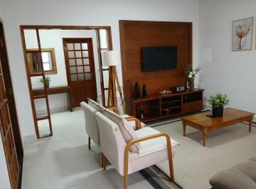 Casa · 300m² · 3 Quartos · 4 Vagas · Oportunidade - Casa Sobrado - Chácaras Santa Maria - Jacareí - 3 Dormitórios - 313m².