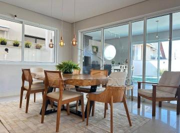 Casa · 371m² · 4 Quartos · SOBRADO EM CONDOMINIO COM 4 QUARTOS SENDO 3 SUITES CHACARA ONDINA