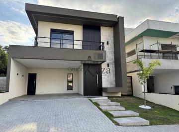 Casa de 3 quartos, Jacareí · Casa em Condomínio Residencial Fogaça Jardim Panorama 3 Dormitórios 204m².