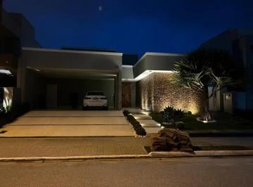 Casa · 450m² · 3 Quartos · 2 Vagas · Oportunidade - Casa em Condomínio - Jardim do Golfe - Condomínio Jardim do Golfe - 3 Dormitórios - 2