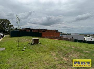 ec251ddcac4944190aa79d63df0282c366c6de97 · Condominio Villa dos Pinheiros