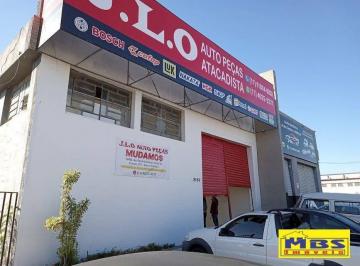 b557f80fe9f3b54c18d3689d05fe50620b203897 · Salão comercial