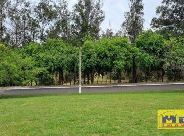 e1b951f5c5d4d50d5590b7aa4b6847bd27b3c143 · Condominio Village Castelo
