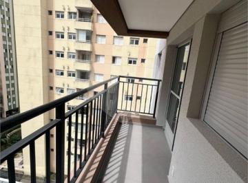 Apartamento de 2 quartos, São Paulo · Apartamento em Pinheiros com dois dormitórios a venda.