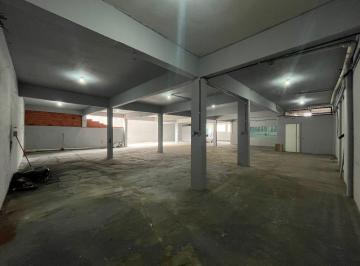 Comercial , São Paulo · Amplo Salão Comercial 450 m² para Locação Próximo à Av. Mutinga