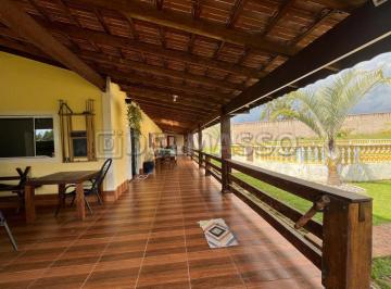Rural de 4 quartos, Ibiúna · Linda chácara com 2.600 m² com sala comercial!