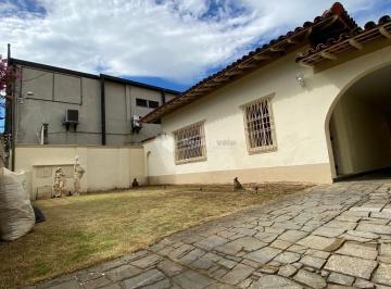 Casa · 240m² · 3 Quartos · 7 Vagas · Casa para alugar em Taubaté, Centro, com 3 quartos, com 240 m²