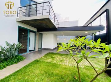 Casa · 340m² · 4 Quartos · 3 Vagas · VENDA | Sobrado, com 4 dormitórios em Jardim Cidade Monções, Maringá