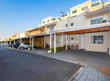 Casa de 3 quartos, Curitiba · Sobrado a venda com 3 quartos com suite