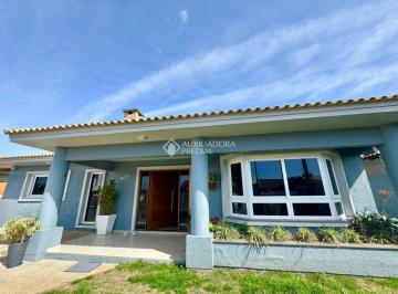 Casa · 138m² · 3 Quartos · EXCELENTE CASA 3 QUADRAS DO MAR EM XANGRI-LÁ