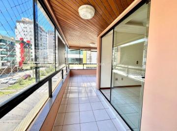 Apartamento · 103m² · 3 Quartos · 1 Vaga · Apartamento de três dormitórios com sacada e depósito privativo no Centro de Capão da Canoa