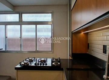 Apartamento · 81m² · 2 Quartos · Apartamento 2 quartos,2 banheiros,elevador ,escola militar, redenção