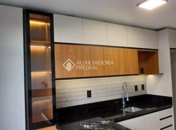 Apartamento · 81m² · 2 Quartos · Reformado e mobiliado de 2 dormitorios,elev ,prox.escola Porto Alegre