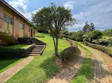 Casa · 448m² · 3 Quartos · 5 Vagas · Chácara 3 dorm., em Atibaia-SP só a 40 minutos de São Paulo