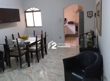 Casa · 201m² · 3 Quartos · 6 Vagas · Sobrado com 3 dormitórios à venda, 201 m² por R$ 1.100.000,00 - Campestre - Santo André/SP