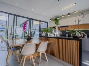 Casa · 218m² · 3 Quartos · 4 Vagas · Casa em condomínio à Venda com 219m² e 3 quartos - Valinhos/SP
