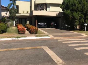 Foto · Espetacular Sobrado em Condomínio à Venda em Goiânia-GO, Condomínio Granville, 4 Quartos, 2 Suítes,