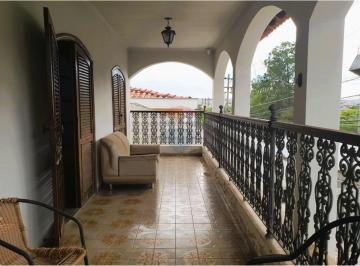 Casa · 360m² · 3 Quartos · 4 Vagas · Casa aluga 360m², 3 quartos, com edícula, no Jardim Santa Rosália, em Sorocaba SP.