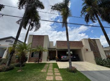 Casa de 4 quartos, Vicente Pires · R.10A-Vicente Pires/453m²/3Quartos/Suíte Visita/Lavanderia/2Vagas