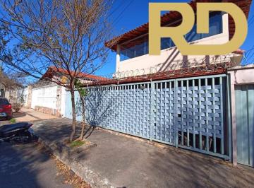 Casa · 315m² · 3 Quartos · 2 Vagas · Casa de 03 quartos no Esplanada