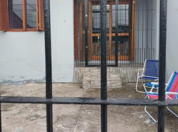 Casa · 48m² · 2 Quartos · 1 Vaga · Casa no bairro Hípica - 2 dormitórios