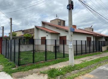 Casa · 60m² · 2 Quartos · 3 Vagas · Casa em Hípica